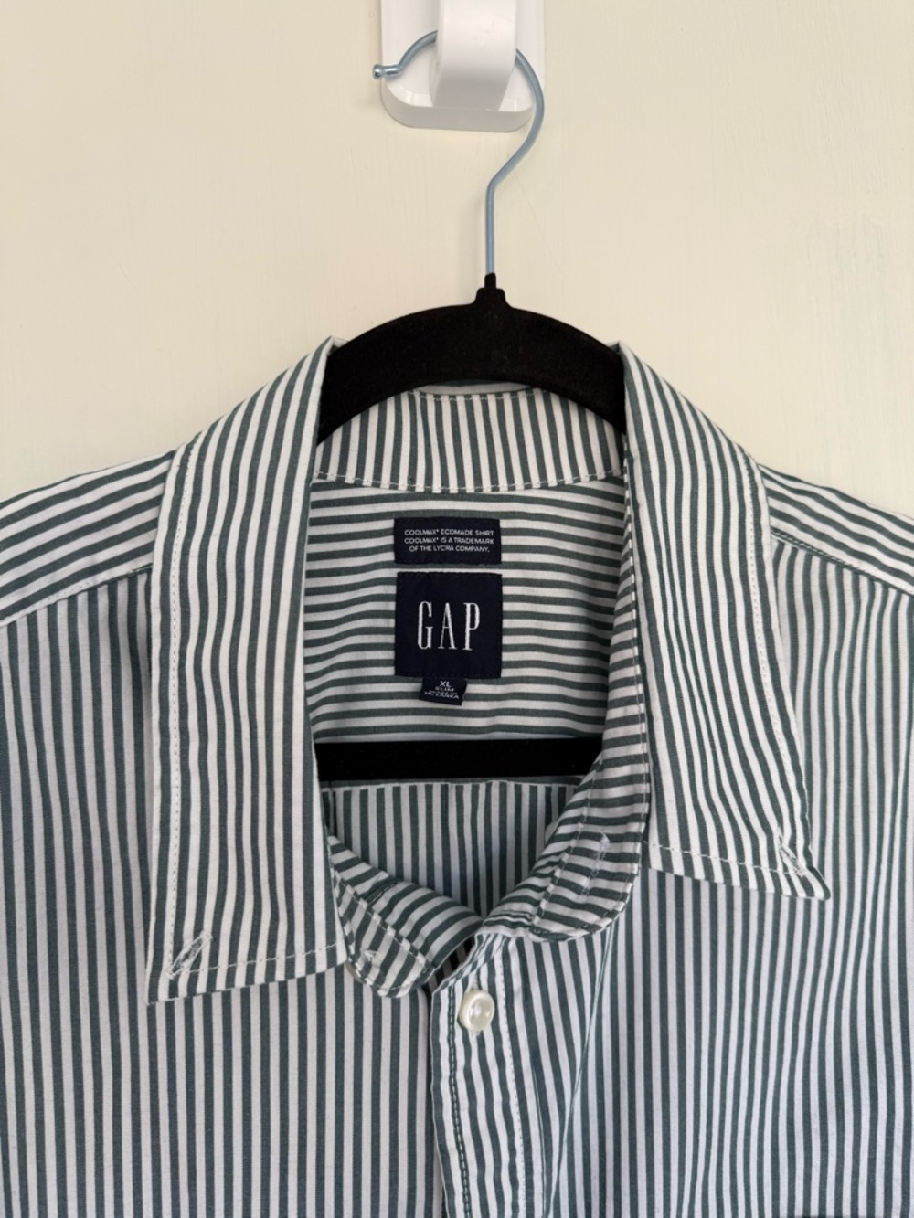 GAP Men’s Green and White Striped Button-Down Shirt XL Slim Fit
